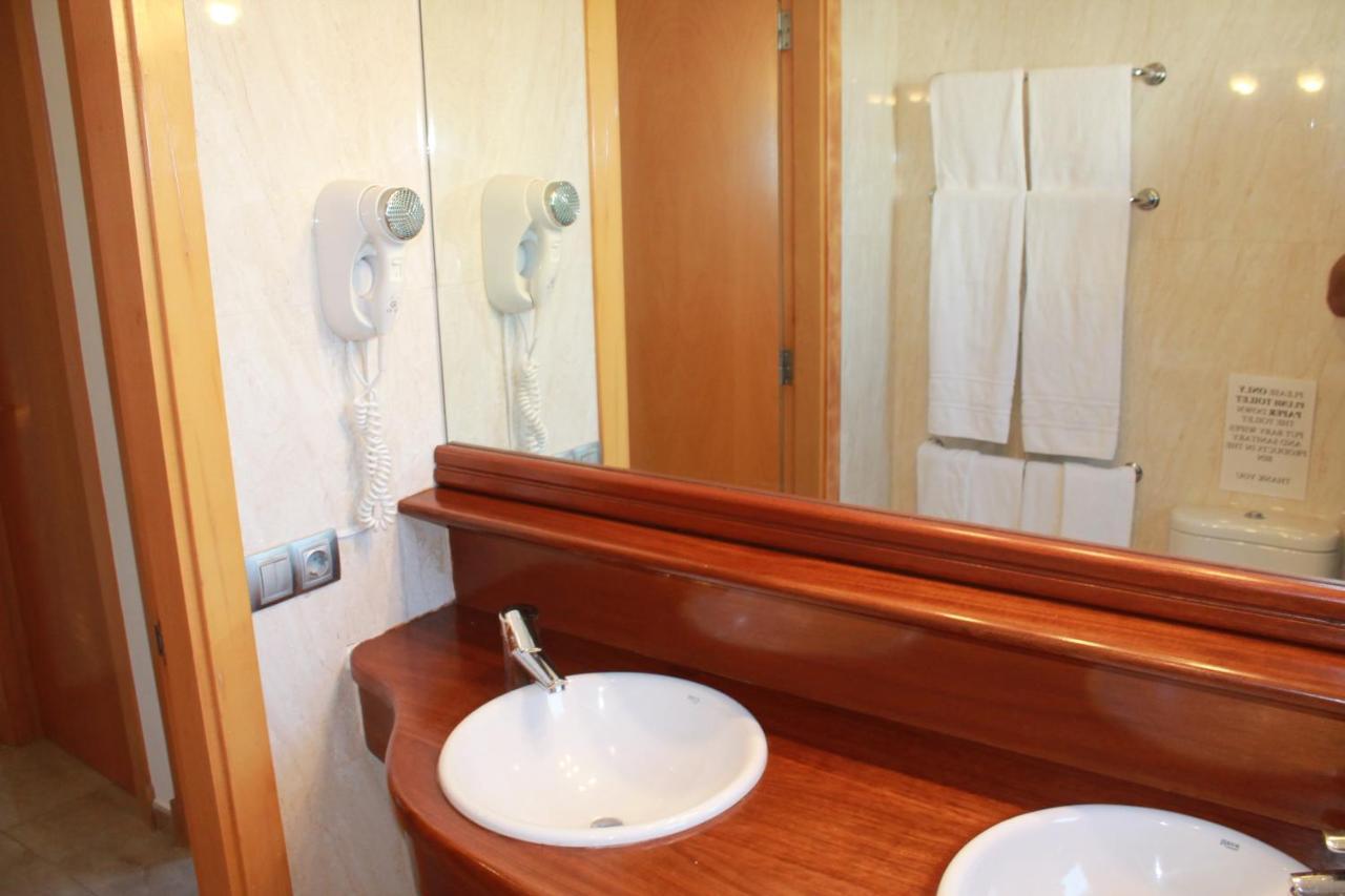 Villa Martina Cala en Forcat Ngoại thất bức ảnh